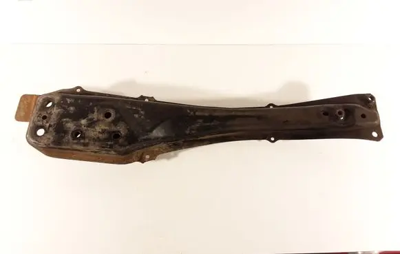 Toyota Corolla E120 E130 Front subframe P084