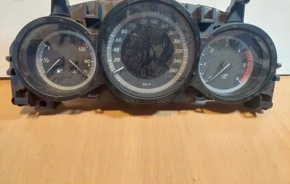 Mercedes-Benz C W204 Speedometer (instrument cluster) A2049004509 2049017402 A2C81592700