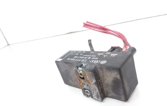 Skoda Roomster (5J) Coolant fan relay 1J0919506M 898967000