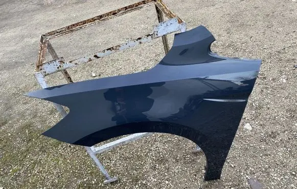 Volkswagen Touran III Fender 5TA821105