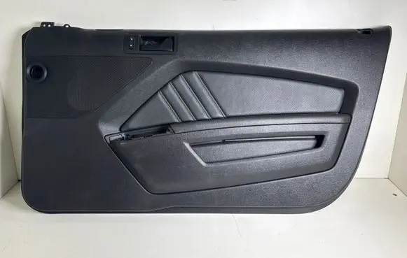 Ford Mustang V Front door card panel trim DR336323942