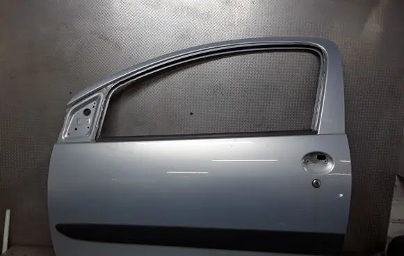 Door (2 Door Coupe)