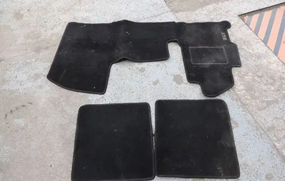 Honda FR-V Car floor mat set 