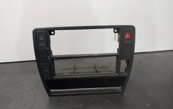 Volkswagen PASSAT B5 Other interior part 3B0858069K