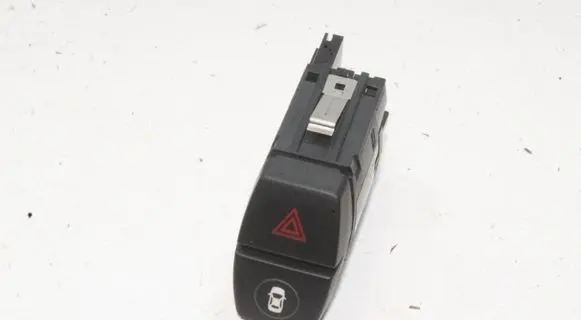 BMW X2 F39 Hazard light switch 6842274