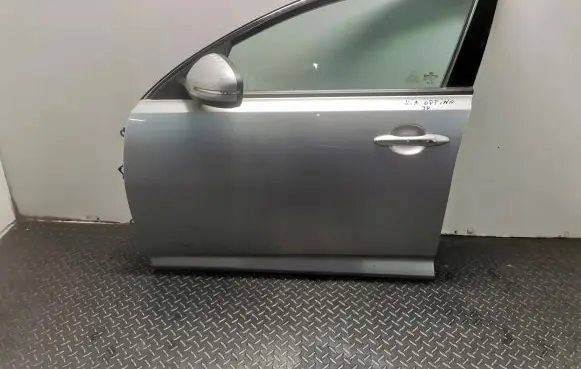 KIA Optima Front door