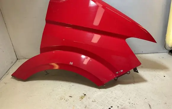 Volkswagen Crafter Fender