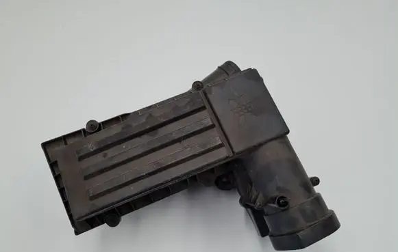 Volkswagen Jetta V Air filter box 3C0129607AB 3C0129601AG
