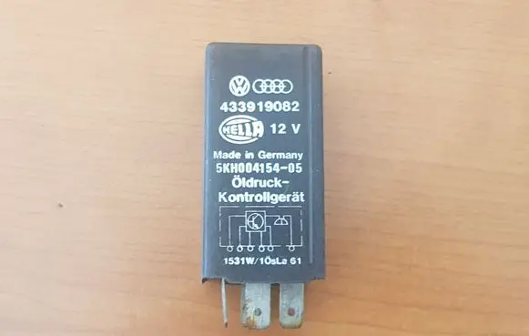 Audi A4 S4 B5 8D Other relay 433919082
