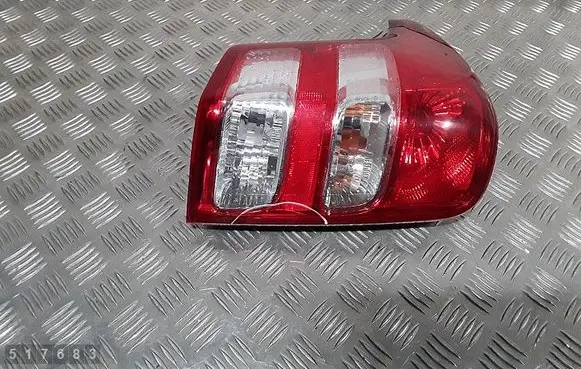 Mitsubishi L200 Rear/tail lights 8330a943