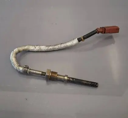 Audi A5 8T 8F Exhaust gas temperature sensor 964857 6X0975802A 1966701