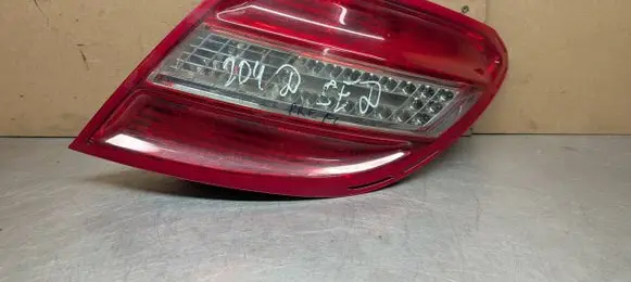Mercedes-Benz C W204 Rear/tail lights A2048202064 0000125364 20080306T079
