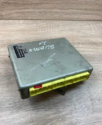Subaru Legacy Engine control unit/module ECU 22611AA611 A11000RA7 0831