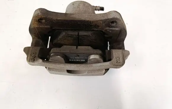Buick Encore I Front brake caliper 42703474