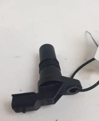Nissan Juke I F15 Crankshaft position sensor 8200885209A