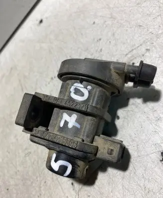 Renault Scenic I Turbo solenoid valve 4534375