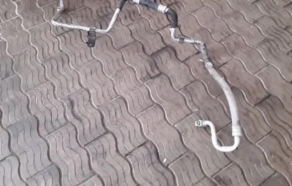 Hyundai Trajet Air conditioning (A/C) pipe/hose NOCODE