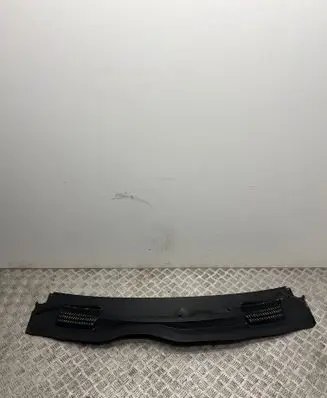 Mercedes-Benz V Class W447 Wiper trim A4478301601 A4478842074