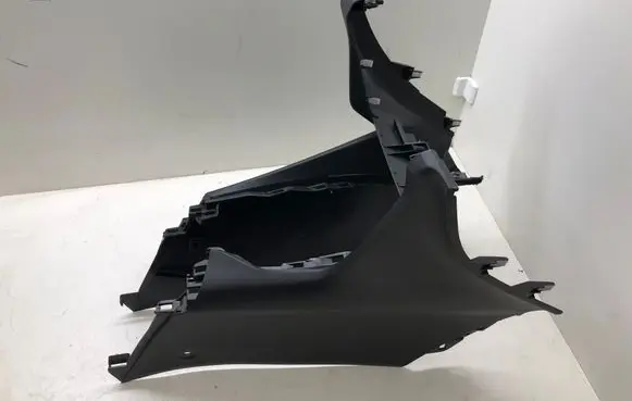 Mazda 3 III Other center console (tunnel) element B45A64321 K3006
