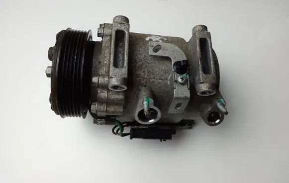 Opel Corsa F Air conditioning (A/C) compressor (pump) 9827596080