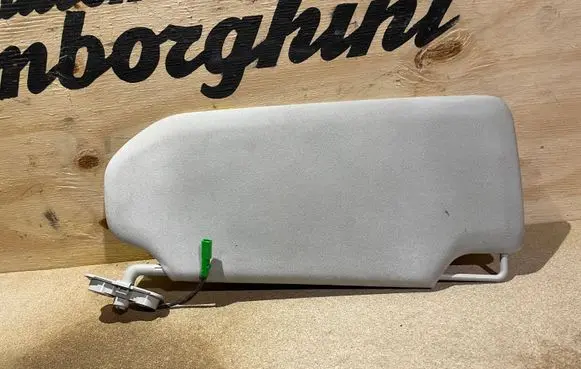 Volvo XC90 Sun visor