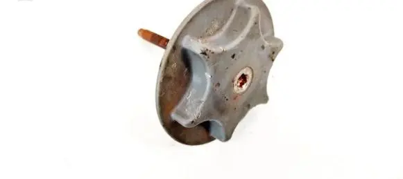 Nissan X-Trail T31 Spare wheel bolt 