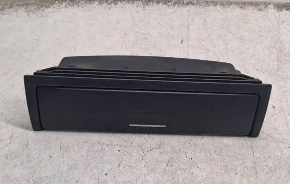 BMW 3 E46 Dashboard storage box/compartment 51168196115 8196115 121451
