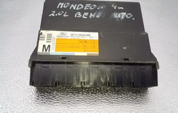Ford Mondeo Mk III Door central lock control unit/module 3S7T15K600MB 5WK48753D T83SA