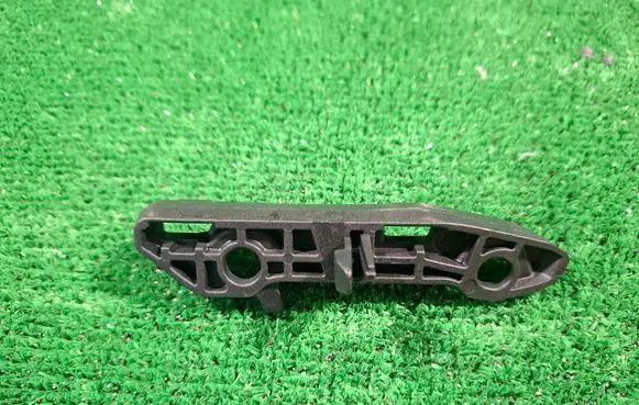 Mercedes-Benz C W206 Front bumper mounting bracket A2068851801