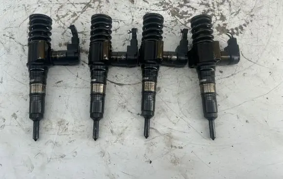 Audi A3 S3 8P Fuel injectors set 03G130073T