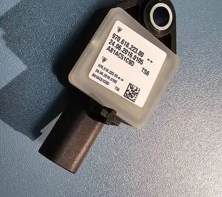 Porsche Panamera (970) Airbag deployment crash/impact sensor 97061822300 240620160105
