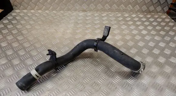 Toyota RAV 4 (XA50) Engine coolant pipe/hose