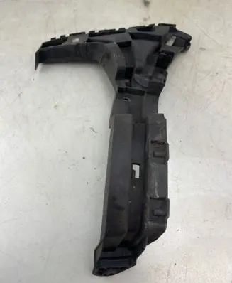 Audi Q3 8U Rear bumper mounting bracket 8U0807454A