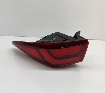 Hyundai Kona I Rear/tail lights 92402J9600