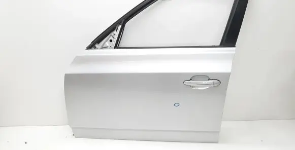 BMW X3 E83 Front door