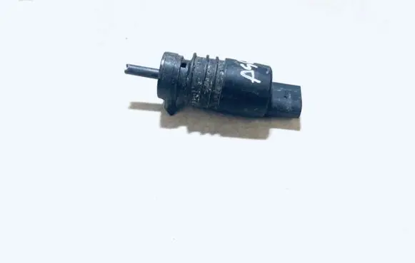 Audi A3 S3 8P Windscreen/windshield washer pump