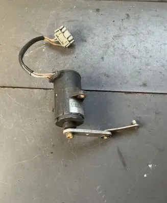 BMW 5 E39 Accelerator throttle pedal 0205001040
