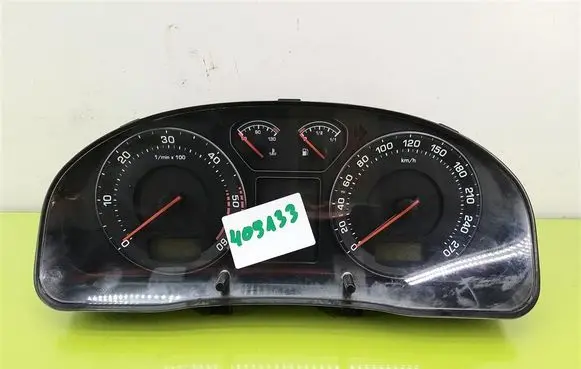 Skoda Superb B5 (3U) Speedometer (instrument cluster) 3U0920810A
