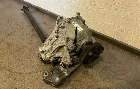 BMW 7 G11 G12 Gearbox transfer box case 8670282