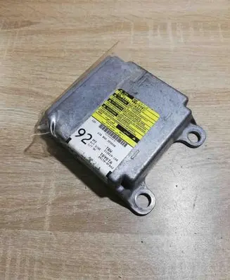 Toyota Corolla Verso AR10 Airbag control unit/module 891700F042 213819108
