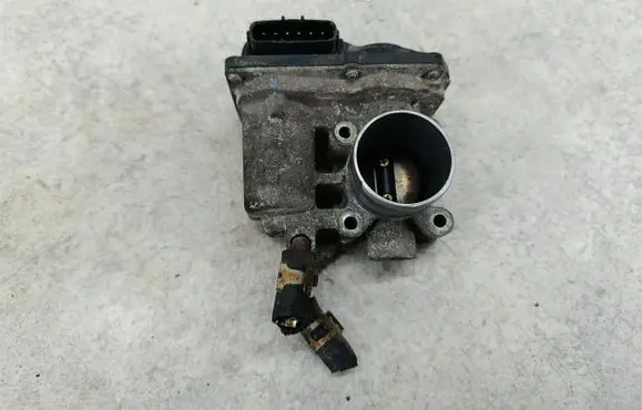 Mitsubishi Colt Throttle body valve MN149258