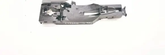 Rear door exterior handle/bracket