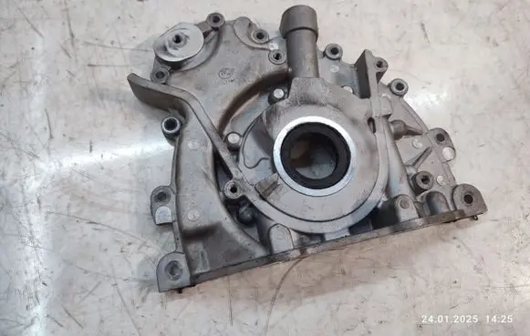 Jaguar XF X250 Timing chain cover 