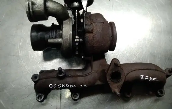 Skoda Octavia Mk2 (1Z) Turbo 038253014G BV39A0022