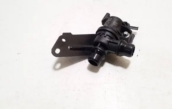 BMW i4 Electric auxiliary coolant/water pump 5A37571 10378512