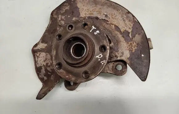 Volkswagen Transporter - Caravelle T5 Front wheel hub