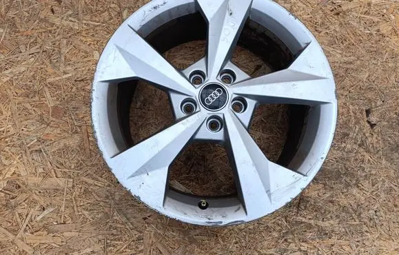 Audi A3 8Y R18 alloy rim 8Y0601025CP CD484