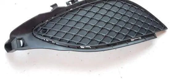 Front bumper lower grill