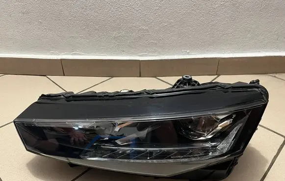 Skoda Scala Headlight/headlamp 655941015A