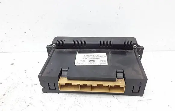 Audi A3 S3 8L Climate control unit 8L0820043M 5HB00760810